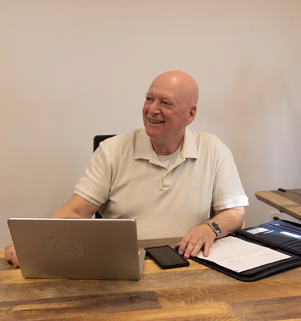 clifford schimek auto insurance agent smiling
